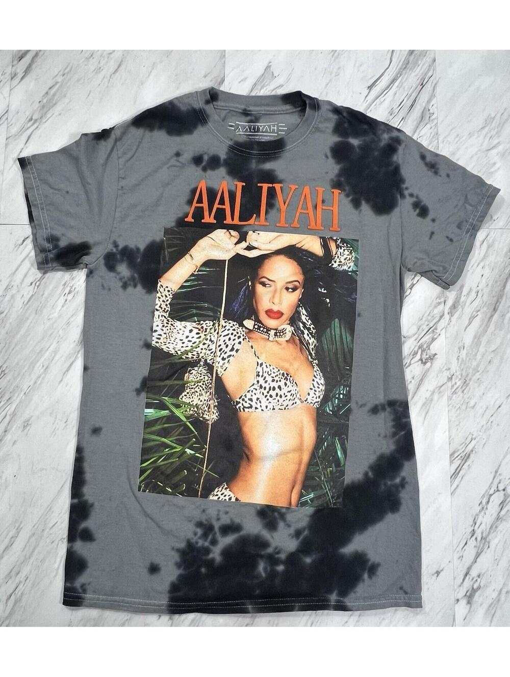 Aaliyah Graphic Tie-Dye T-Shirt Size Small